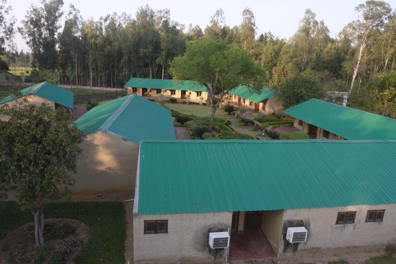 Dr. Sudha'S Ayurveda Hotel Muzaffarnagar Exterior photo